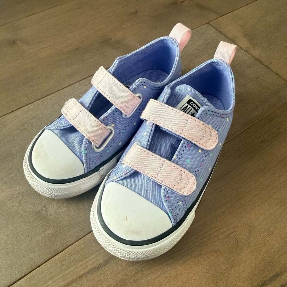 Converse All Star Velcro Sneakers Size 9 Purple Dot